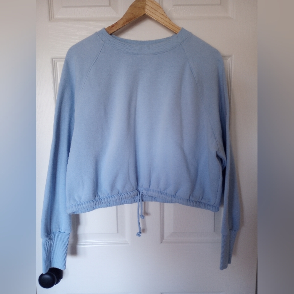 H&M, cropped sweater | Women's size L | Baby blue